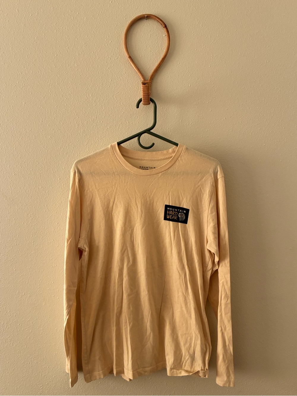 Mountain Hardwear Men's Long-Sleeve Tee in Cream